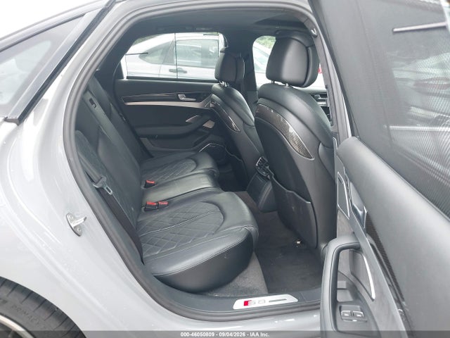 Продаж на аукціоні авто 2015 Audi S8 4.0t, vin: WAUK2AFD7FN038532, номер лоту: 46050809