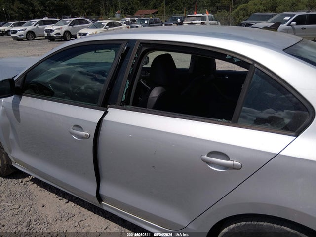 2012 Volkswagen Jetta 2.5l Se მანქანა იყიდება აუქციონზე, vin: 3VWDP7AJ1CM386715, აუქციონის ნომერი: 46050811