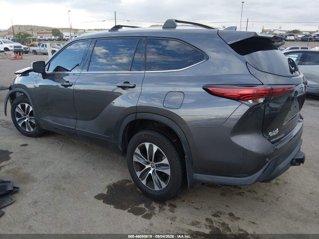 46050819 :رقم المزاد ، 5TDGZRBH2NS220613 vin ، 2022 Toyota Highlander Xle مزاد بيع