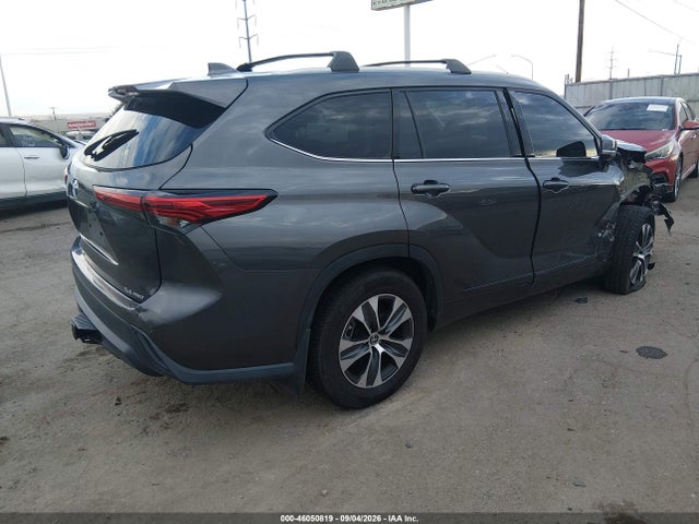 46050819 :رقم المزاد ، 5TDGZRBH2NS220613 vin ، 2022 Toyota Highlander Xle مزاد بيع