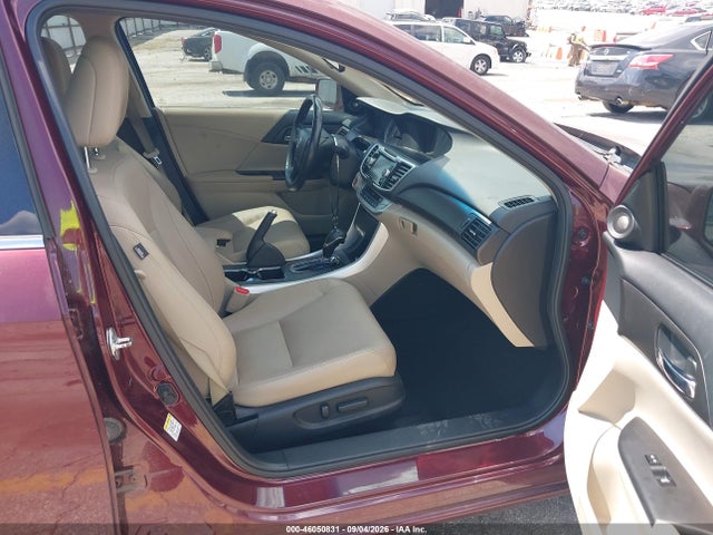 46050831 :رقم المزاد ، 1HGCR3F84DA033103 vin ، 2013 Honda Accord Ex-l V-6 مزاد بيع