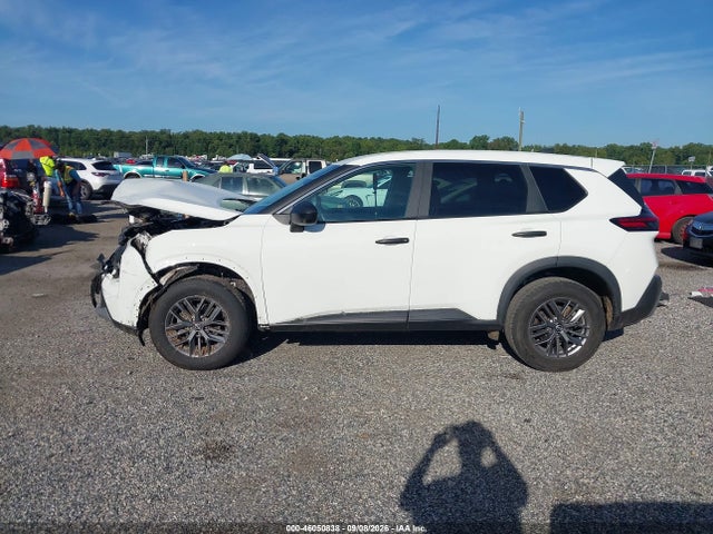 46050838 :رقم المزاد ، 5N1BT3AB4PC826744 vin ، 2023 Nissan Rogue S Intelligent Awd مزاد بيع
