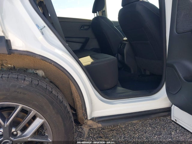 46050838 :رقم المزاد ، 5N1BT3AB4PC826744 vin ، 2023 Nissan Rogue S Intelligent Awd مزاد بيع