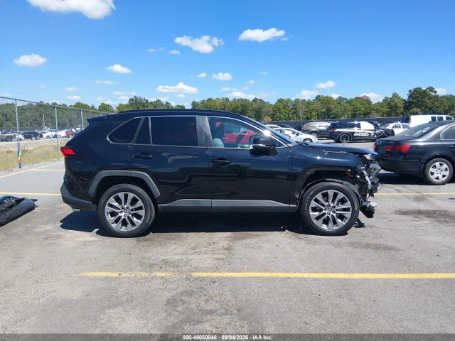 Продаж на аукціоні авто 2021 Toyota Rav4 Xle Premium, vin: 2T3C1RFV1MC168993, номер лоту: 46050848