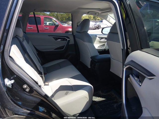 Продаж на аукціоні авто 2021 Toyota Rav4 Xle Premium, vin: 2T3C1RFV1MC168993, номер лоту: 46050848