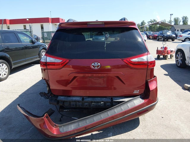 2016 Toyota Sienna Xle 7 Passenger მანქანა იყიდება აუქციონზე, vin: 5TDDK3DC9GS131680, აუქციონის ნომერი: 46050869