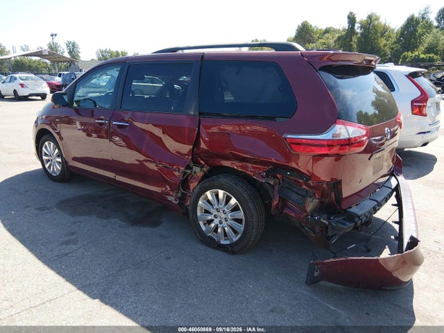 2016 Toyota Sienna Xle 7 Passenger მანქანა იყიდება აუქციონზე, vin: 5TDDK3DC9GS131680, აუქციონის ნომერი: 46050869