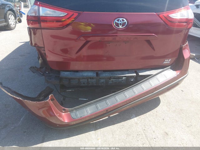 2016 Toyota Sienna Xle 7 Passenger მანქანა იყიდება აუქციონზე, vin: 5TDDK3DC9GS131680, აუქციონის ნომერი: 46050869