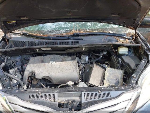 Aukcja sprzedaży 2017 Toyota Sienna Xle 8 Passenger, vin: 5TDYZ3DCXHS795808, numer aukcji: 46050879