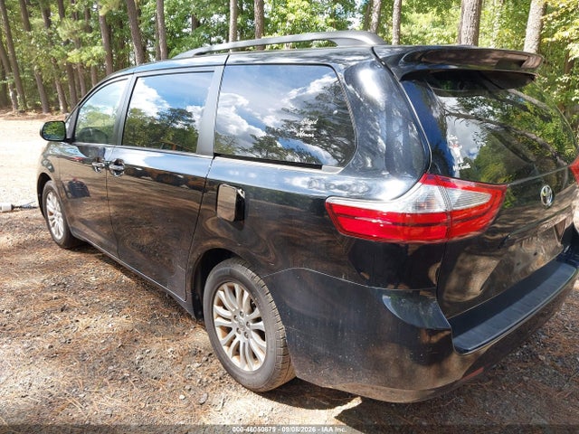 Aukcja sprzedaży 2017 Toyota Sienna Xle 8 Passenger, vin: 5TDYZ3DCXHS795808, numer aukcji: 46050879