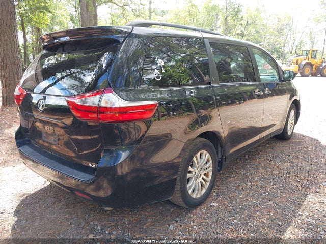 Aukcja sprzedaży 2017 Toyota Sienna Xle 8 Passenger, vin: 5TDYZ3DCXHS795808, numer aukcji: 46050879