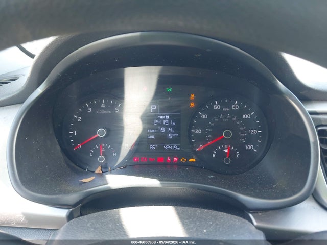 3KPA25AD3NE470017 KIA Rio 5-door S