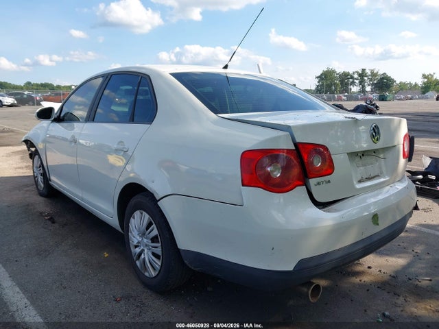 46050928 :رقم المزاد ، 3VWGF71K97M125718 vin ، 2007 Volkswagen Jetta مزاد بيع