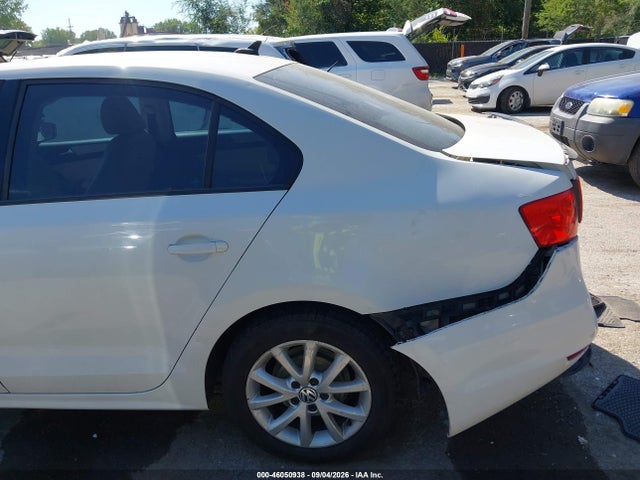 46050938 :رقم المزاد ، 3VWBX7AJ6BM056400 vin ، 2011 Volkswagen Jetta 2.5l Se مزاد بيع