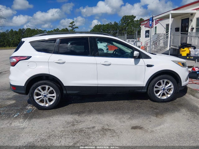 46050950 :رقم المزاد ، 1FMCU9GD1JUD08704 vin ، 2018 Ford Escape Se مزاد بيع