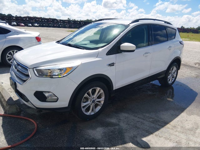 46050950 :رقم المزاد ، 1FMCU9GD1JUD08704 vin ، 2018 Ford Escape Se مزاد بيع