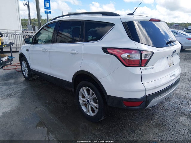 46050950 :رقم المزاد ، 1FMCU9GD1JUD08704 vin ، 2018 Ford Escape Se مزاد بيع