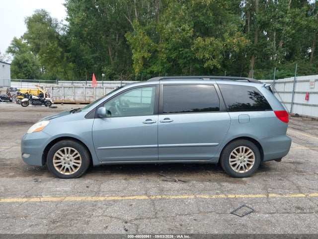 Продажа на аукционе авто 2010 Toyota Sienna Xle, vin: 5TDYK4CC1AS292976, номер лота: 46050961