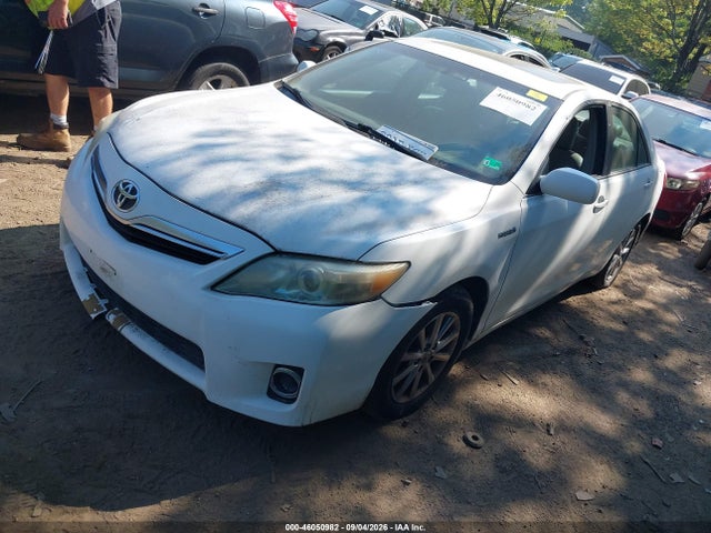2010 Toyota Camry Hybrid მანქანა იყიდება აუქციონზე, vin: 4T1BB3EK8AU125333, აუქციონის ნომერი: 46050982