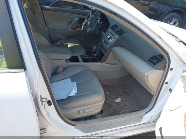 2010 Toyota Camry Hybrid მანქანა იყიდება აუქციონზე, vin: 4T1BB3EK8AU125333, აუქციონის ნომერი: 46050982