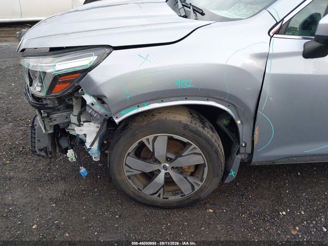 2020 Subaru Forester Touring მანქანა იყიდება აუქციონზე, vin: JF2SKAXC0LH592175, აუქციონის ნომერი: 46050995