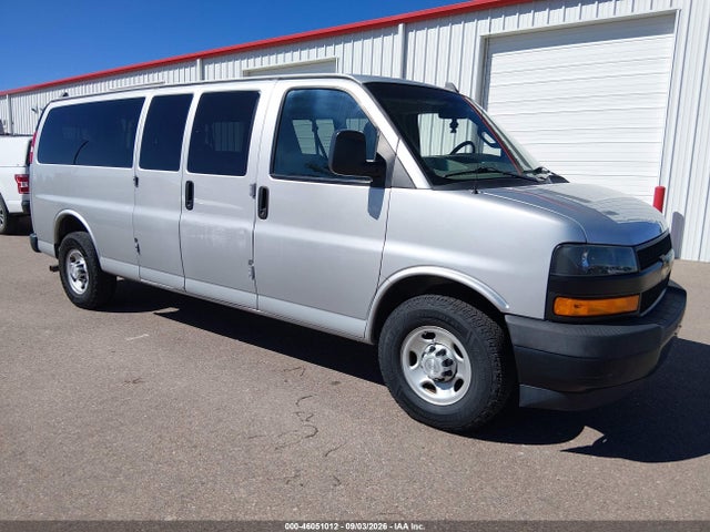 46051012 :رقم المزاد ، 1GAZGNFG9K1352620 vin ، 2019 Chevrolet Express 3500 Ls مزاد بيع