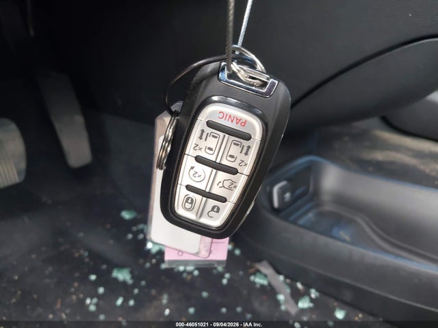 Продаж на аукціоні авто 2027 Chrysler Pacifica, vin: 2C4RC1BG1VR576837, номер лоту: 46051021