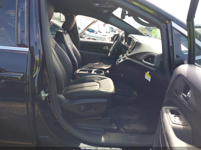 Продаж на аукціоні авто 2027 Chrysler Pacifica, vin: 2C4RC1BG1VR576837, номер лоту: 46051021