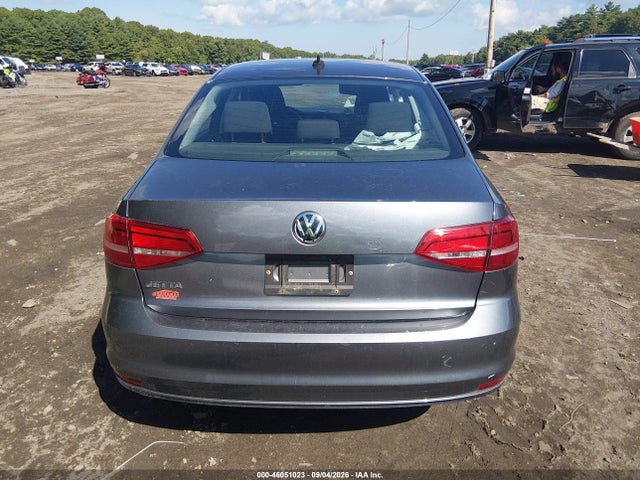 2015 Volkswagen Jetta 2.0l S მანქანა იყიდება აუქციონზე, vin: 3VW2K7AJ1FM401322, აუქციონის ნომერი: 46051023