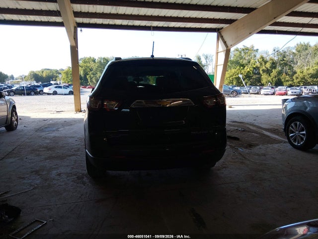 46051041 :رقم المزاد ، 1GNKRFKD5FJ104737 vin ، 2015 Chevrolet Traverse Ls مزاد بيع