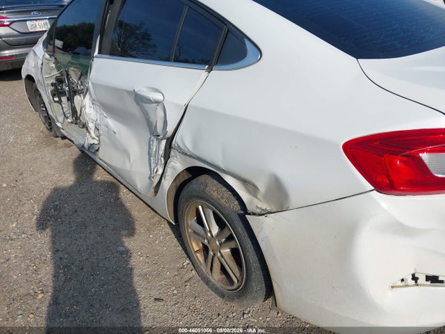 46051056 :رقم المزاد ، 1G1BE5SM8H7146536 vin ، 2017 Chevrolet Cruze Lt Auto مزاد بيع