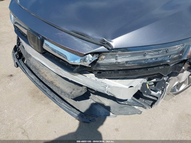 2018 Honda Clarity Plug-in Hybrid Touring მანქანა იყიდება აუქციონზე, vin: JHMZC5F32JC003543, აუქციონის ნომერი: 46051100