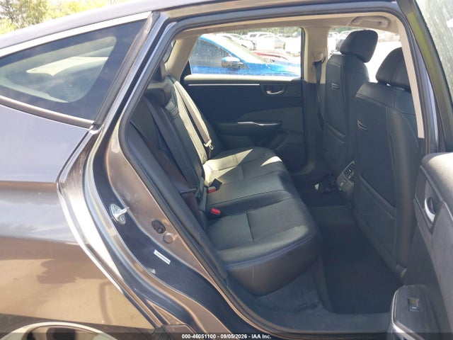2018 Honda Clarity Plug-in Hybrid Touring მანქანა იყიდება აუქციონზე, vin: JHMZC5F32JC003543, აუქციონის ნომერი: 46051100