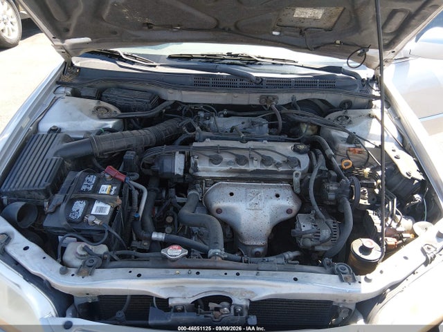 46051125 :رقم المزاد ، 1HGCG56661A016590 vin ، 2001 Honda Accord 2.3 Ex مزاد بيع