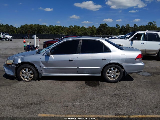 46051125 :رقم المزاد ، 1HGCG56661A016590 vin ، 2001 Honda Accord 2.3 Ex مزاد بيع