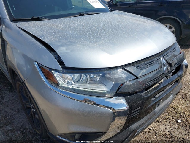Продаж на аукціоні авто 2018 Mitsubishi Outlander Le, vin: JA4AD3A37JZ060156, номер лоту: 46051138