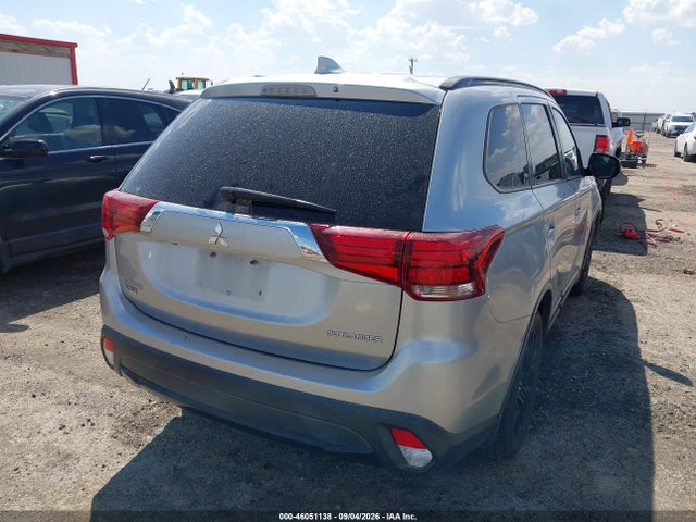 Продаж на аукціоні авто 2018 Mitsubishi Outlander Le, vin: JA4AD3A37JZ060156, номер лоту: 46051138