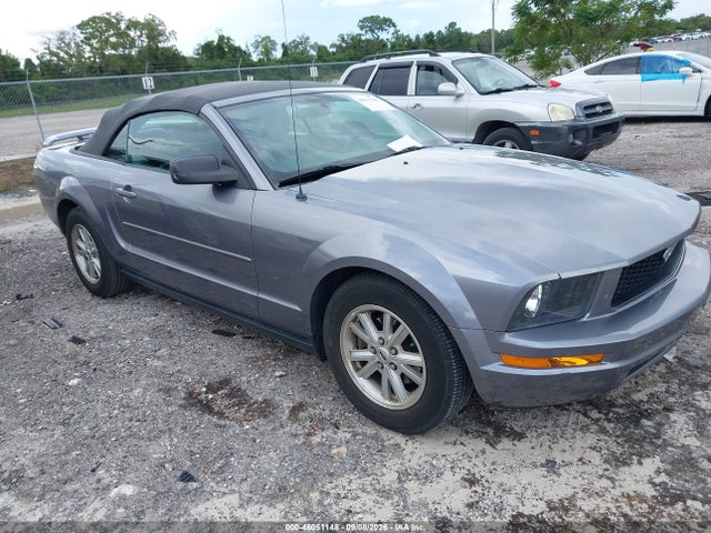 2006 Ford Mustang V6 მანქანა იყიდება აუქციონზე, vin: 1ZVFT84N265244411, აუქციონის ნომერი: 46051148
