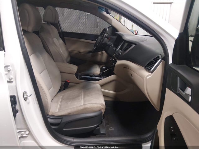 Aukcja sprzedaży 2018 Hyundai Tucson Value, vin: KM8J33A2XJU777661, numer aukcji: 46051187