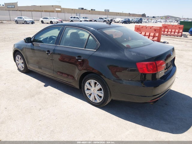 46051191 :رقم المزاد ، 3VWD17AJ0EM418932 vin ، 2014 Volkswagen Jetta 1.8t Se مزاد بيع