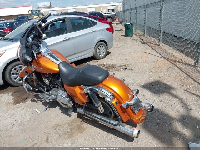 46051235 :رقم المزاد ، 1HD1KBM15EB604859 vin ، 2014 Harley-davidson Flhx Street Glide مزاد بيع