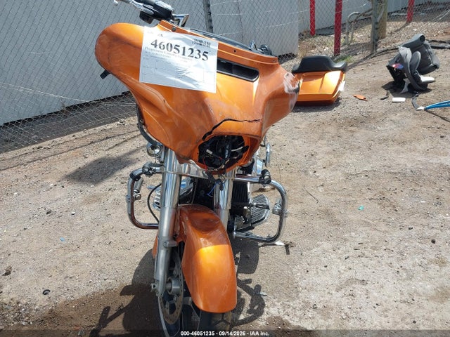 46051235 :رقم المزاد ، 1HD1KBM15EB604859 vin ، 2014 Harley-davidson Flhx Street Glide مزاد بيع