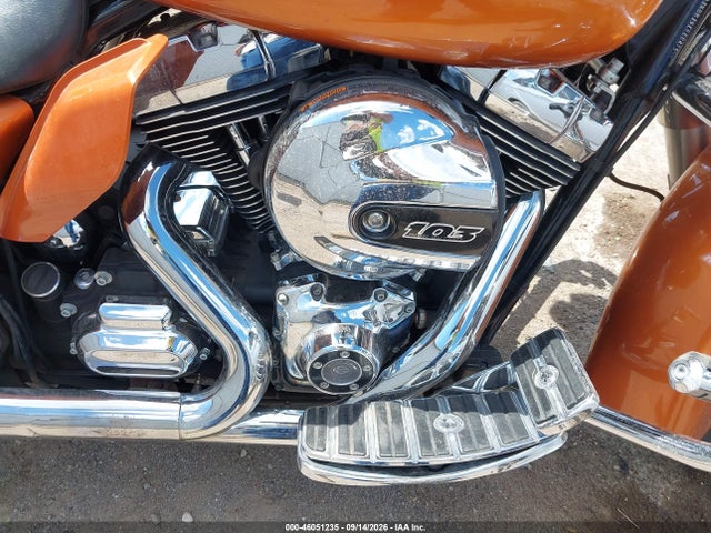46051235 :رقم المزاد ، 1HD1KBM15EB604859 vin ، 2014 Harley-davidson Flhx Street Glide مزاد بيع