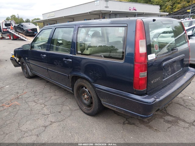 1999 Volvo V70 მანქანა იყიდება აუქციონზე, vin: YV1LW55A3X2555611, აუქციონის ნომერი: 46051286