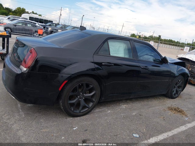 2022 Chrysler 300 Touring მანქანა იყიდება აუქციონზე, vin: 2C3CCAAG3NH209987, აუქციონის ნომერი: 46051324
