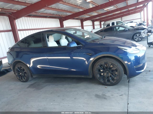 Продаж на аукціоні авто 2021 Tesla Model Y Long Range Dual Motor All-wheel Drive, vin: 5YJYGDEE0MF098237, номер лоту: 46051447