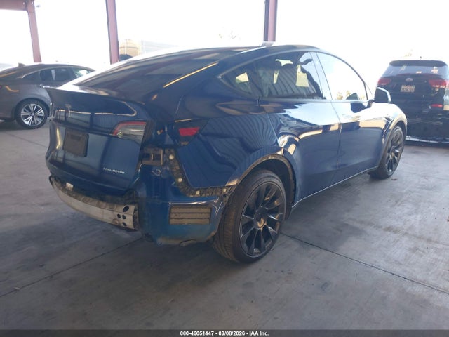 Продаж на аукціоні авто 2021 Tesla Model Y Long Range Dual Motor All-wheel Drive, vin: 5YJYGDEE0MF098237, номер лоту: 46051447