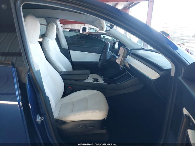 Продаж на аукціоні авто 2021 Tesla Model Y Long Range Dual Motor All-wheel Drive, vin: 5YJYGDEE0MF098237, номер лоту: 46051447