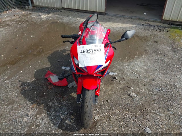 MLHRH1558S5100408 Honda CBR650 R