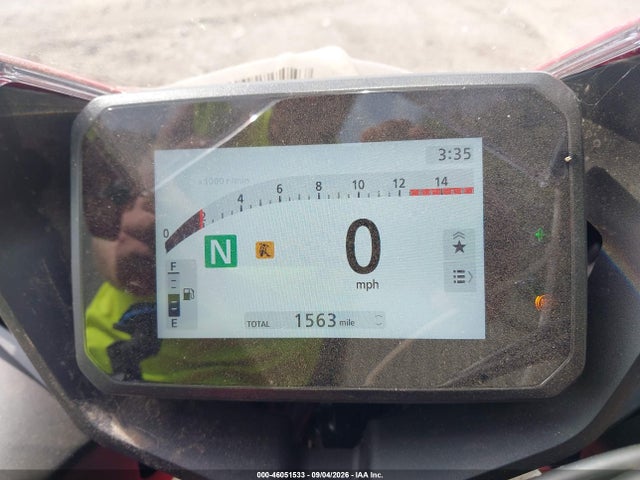 MLHRH1558S5100408 Honda CBR650 R